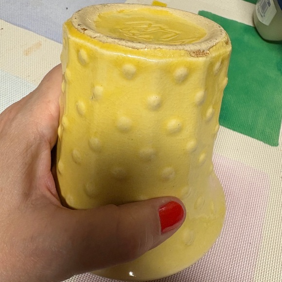 Nelson McCoy hobnail cream yellow 1930's USA 5” Diameter - Picture 13 of 16